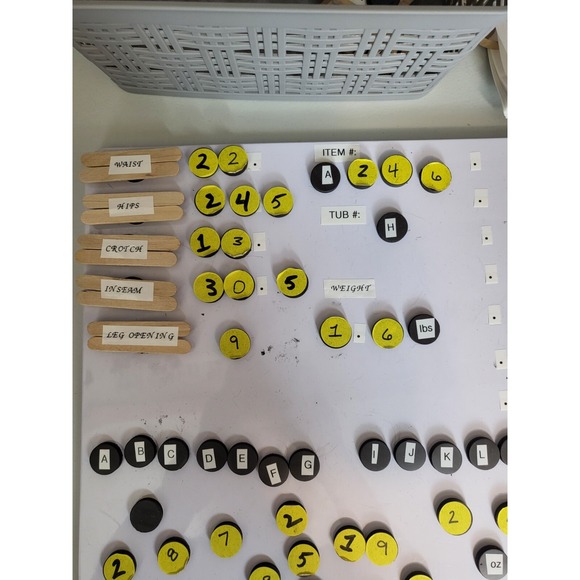 Gloria Vanderbilt Womens‎ Plus Size Amanda Ankle Pants Paisley Black Size 22W - Picture 7 of 7